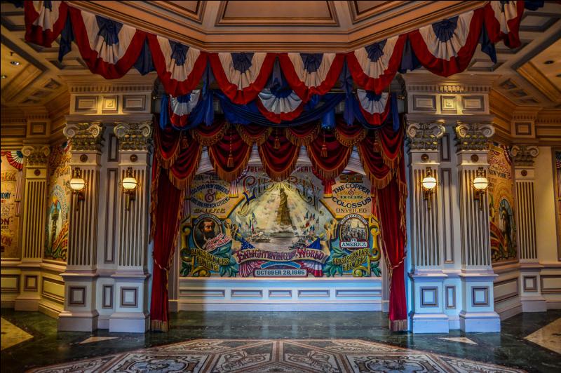 Disneyland Paris embrassez qui vous voudrez ! Disneyland Paris bons