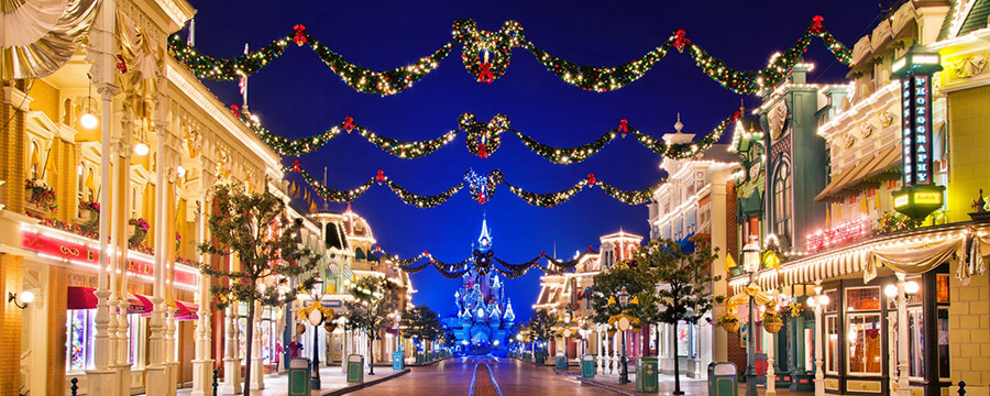 christmas-lights-decorations-main-street-usa.jpg